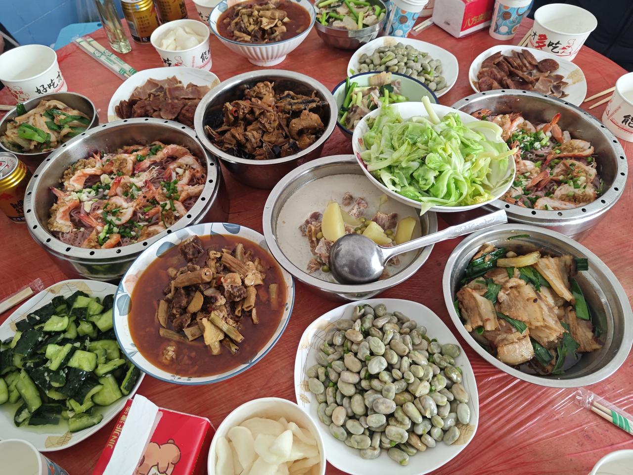 六七十年代一年能吃几次肉? 上世纪六七十年代吃肉可没现在这么容易。网上有人说一年