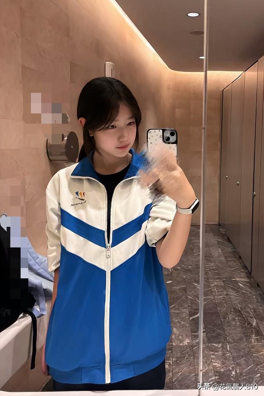 分享你的青春校园穿搭照