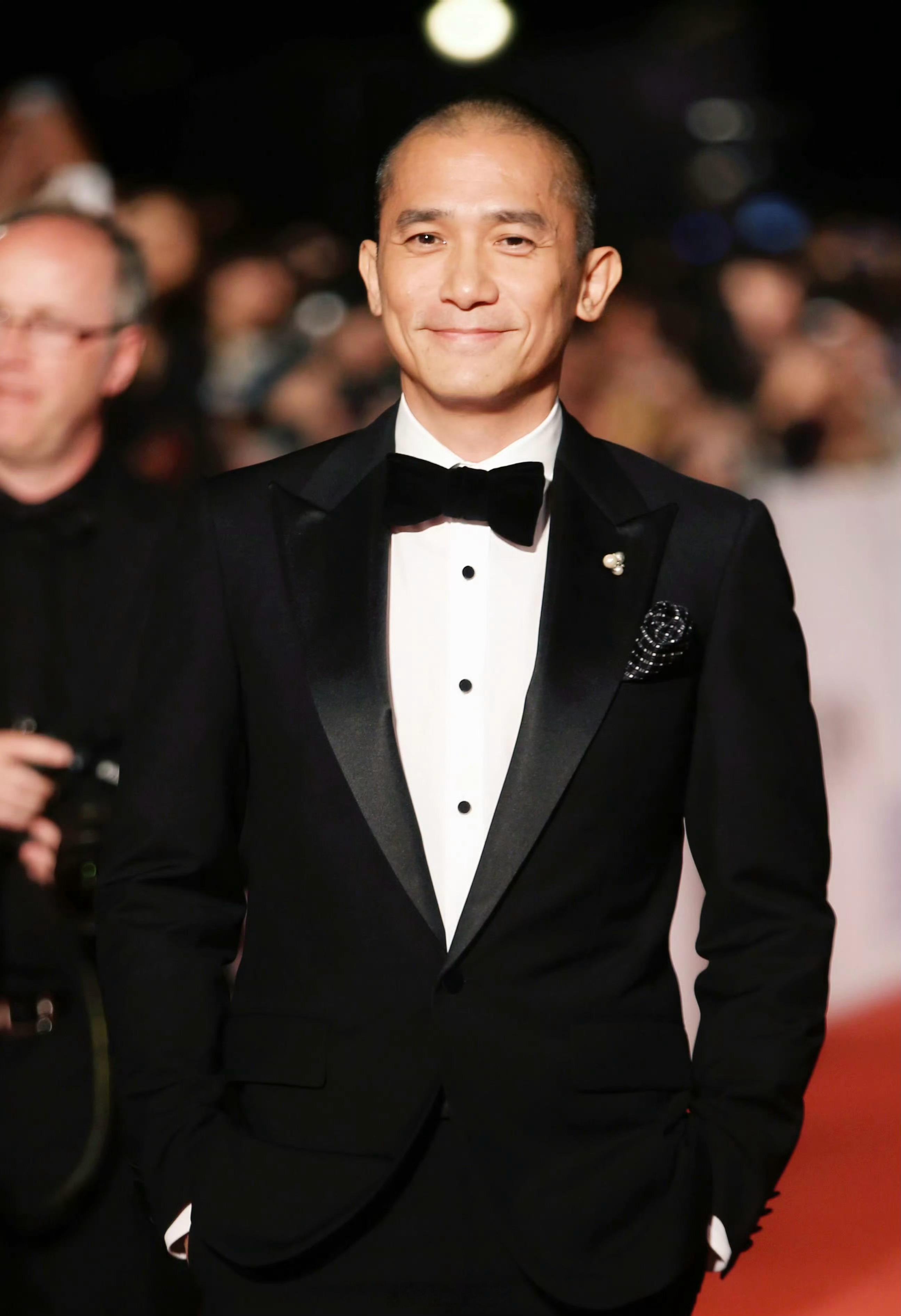 旧相簿子 红毯为簿，步履为墨，写下最锋芒的风发意气……它50岁的时候，汇集了两岸