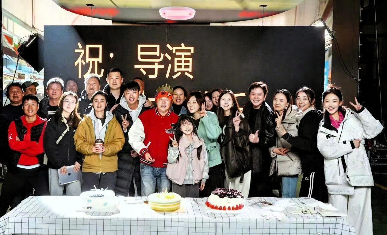 12月20日，今天是电视剧<生日将至>导演@就进的生日🎂，主演@孙俪与该剧组全