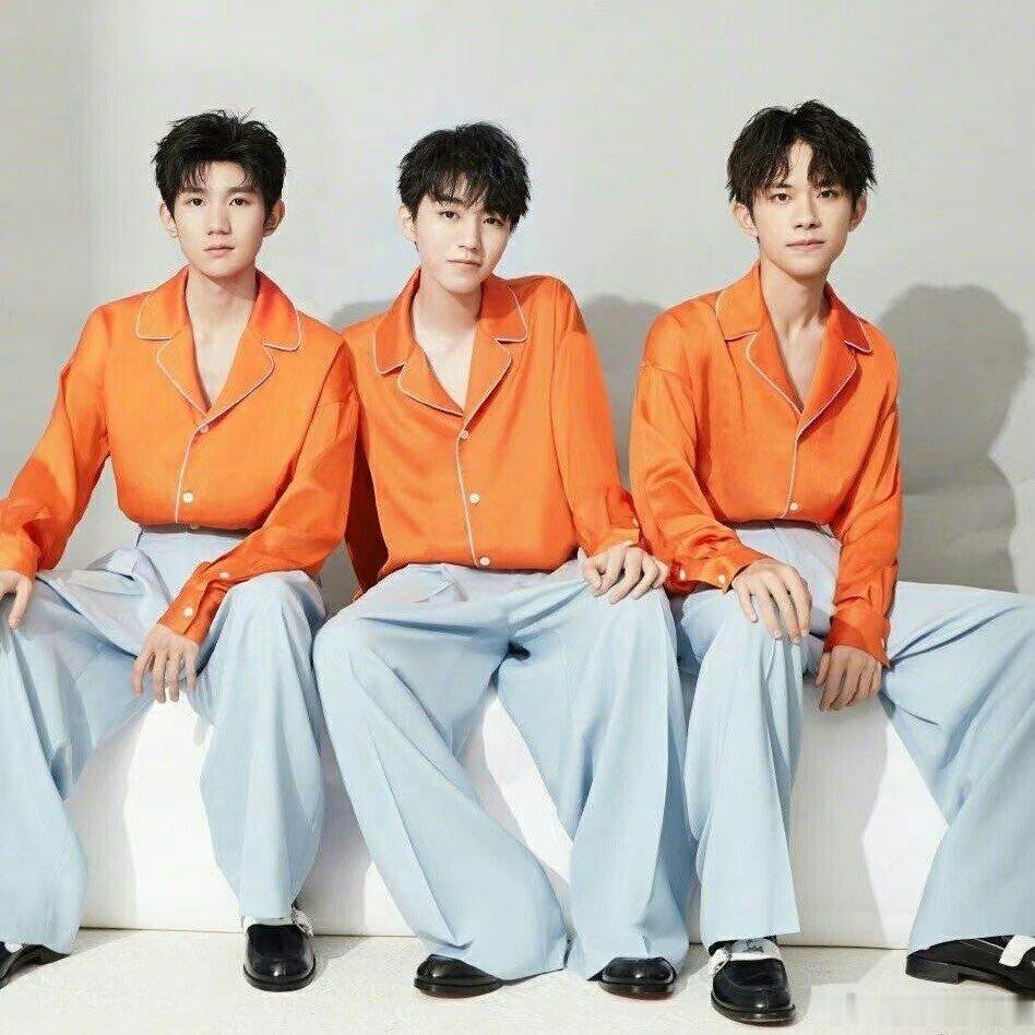 王源提到了TFBOYS演唱会 不管各自走多远，再提起组合演唱会依旧坦然真诚，这份