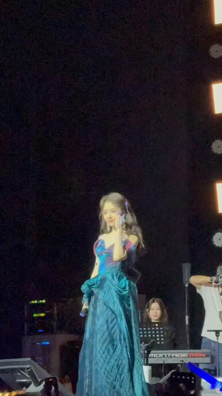 好好听一会儿就去追逍遥 