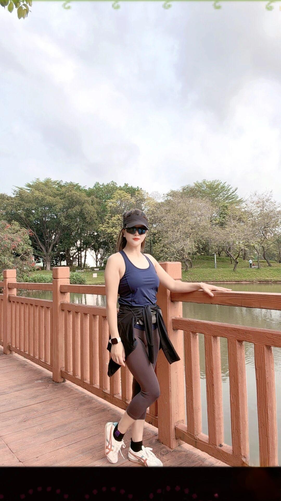 活力满满的一天，从运动开始！💪🏃‍♀️🌳