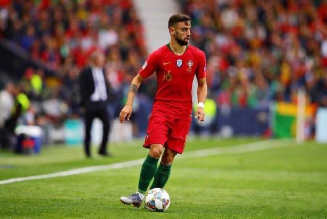 28岁葡萄牙中场鲁本·内维斯的转会争夺战已进入关键阶段，其与利雅得新月的合同将于