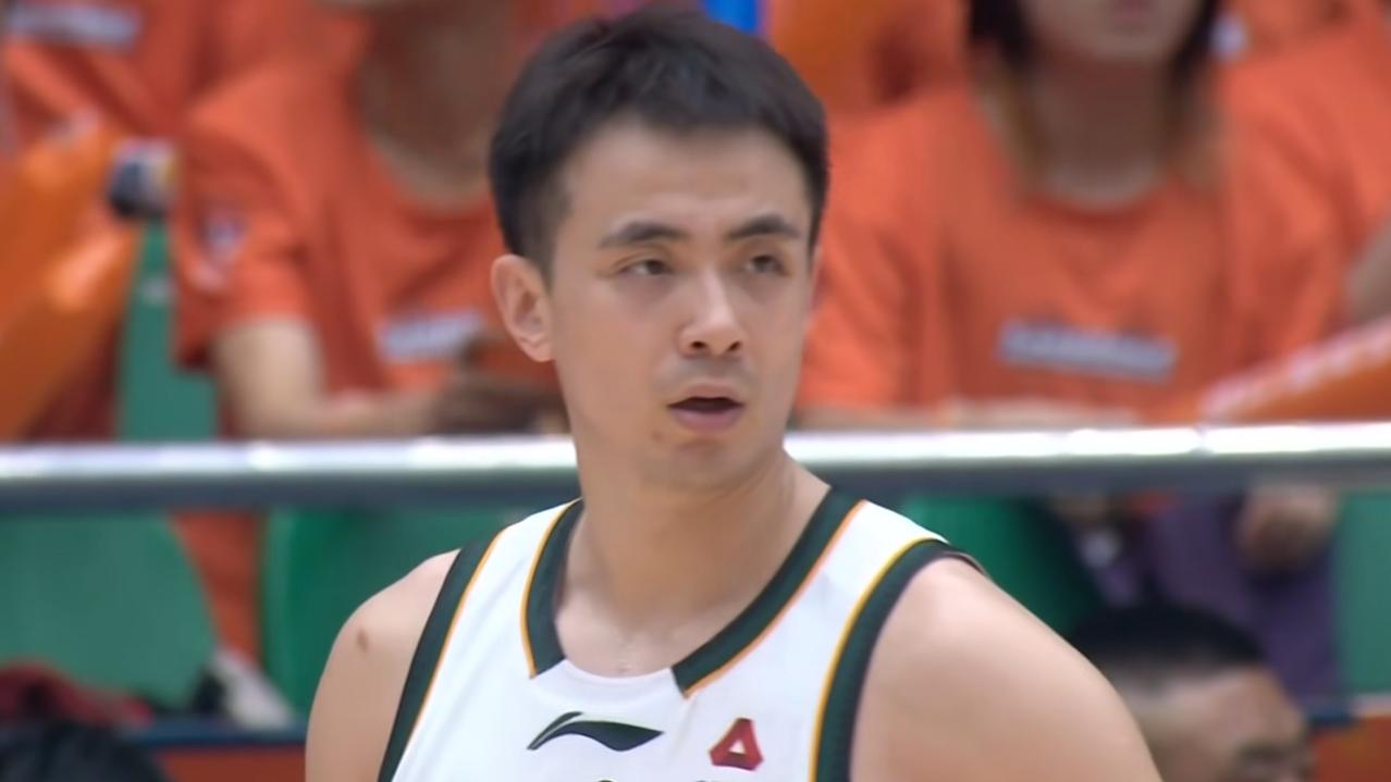 CBA一夜排名又乱了！
深圳男篮豪取13连胜，夺回第三，北京掉出前四！
山东憾负