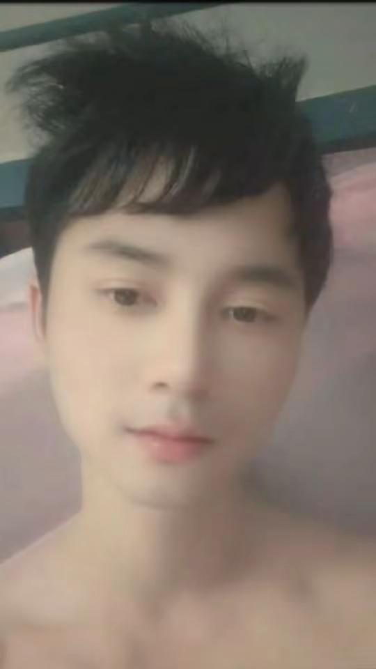 苍天不解人情暖，冷眼看花尽是悲