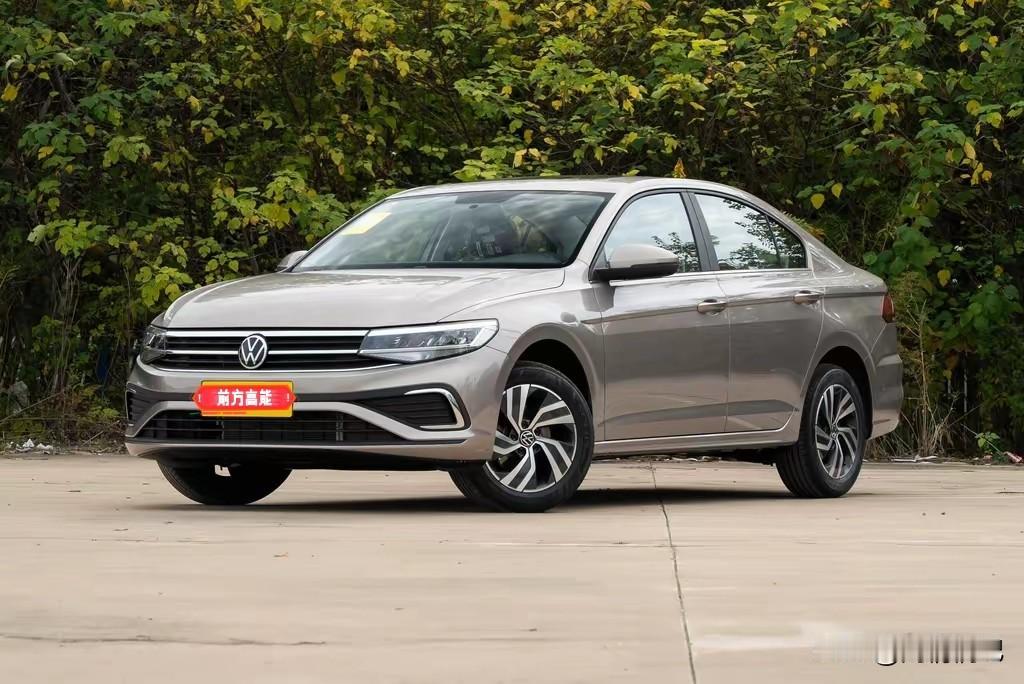 新款大众宝来：家用务实之选，但也有明显短板
 
新款宝来，说白了就是台稳扎稳打的