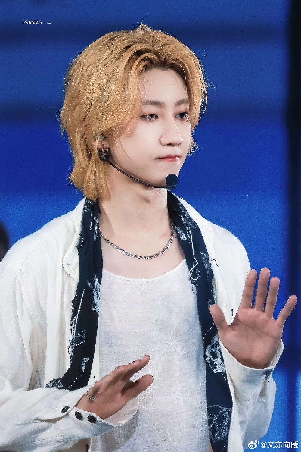 徐明浩压轴登场音乐节徐明浩压轴音乐节，他向来擅长把独特音乐理念融入舞台，每次都能