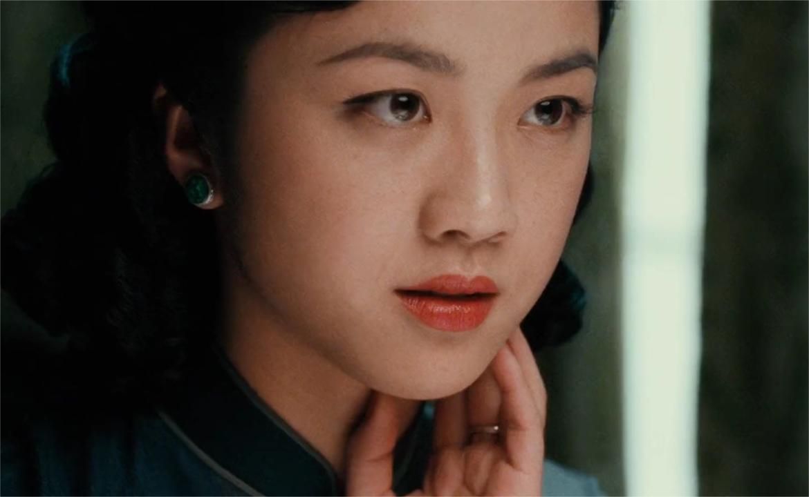 不同导演镜头下的汤唯