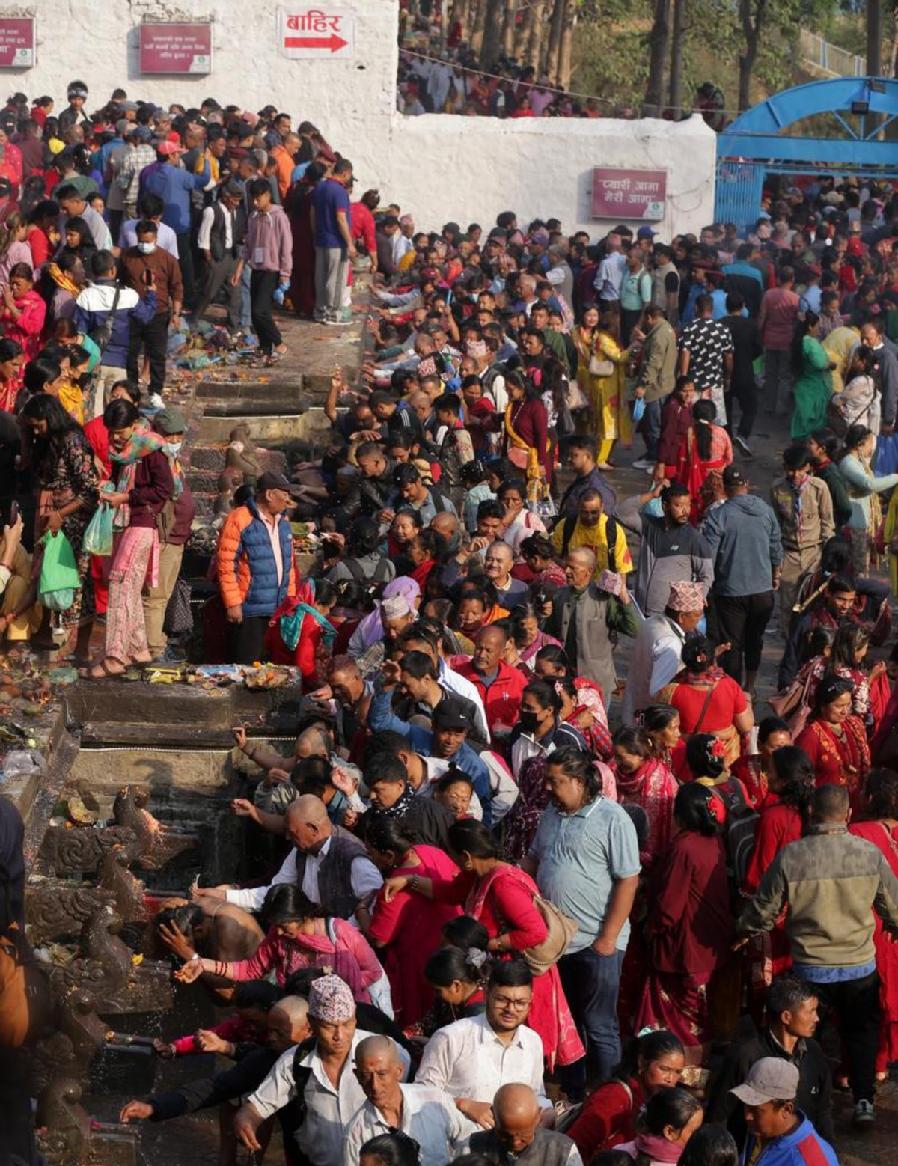 快讯！快讯！。
 
联合国人口基金会突然发布了最新评估，称印度人口规模位居全球首