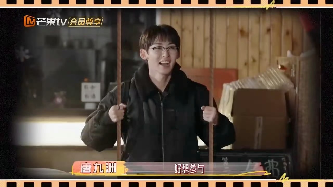 谁懂啊直接破防落泪😭唐九洲齐思钧重回八年初见的老地方，打卡当年面试门口和秋千！