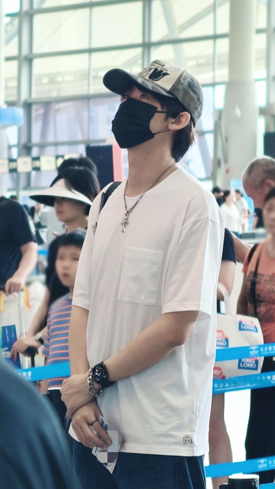 唐九洲 现在好想见到你🧡唐九洲BubbleDream八周年演唱会260802?