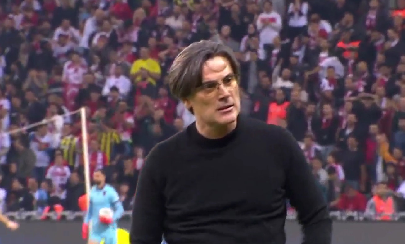 世预赛 蒙特拉现在更文艺了，打扮像诗人或者几十年前的艺术家既视感。 ​​​