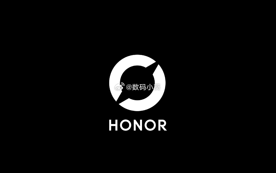 从独立出发到全球前五，荣耀始终相信“笨鸟也能飞越珠峰”。每一次创新都是对极致的追