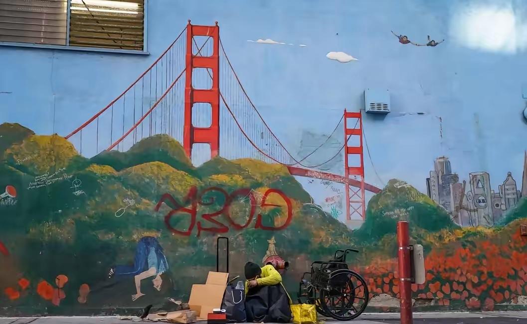 最近熊猫家的网友们造了个新词叫“斩杀线”，一下子就火了，连美国媒体都跟着慌了神。