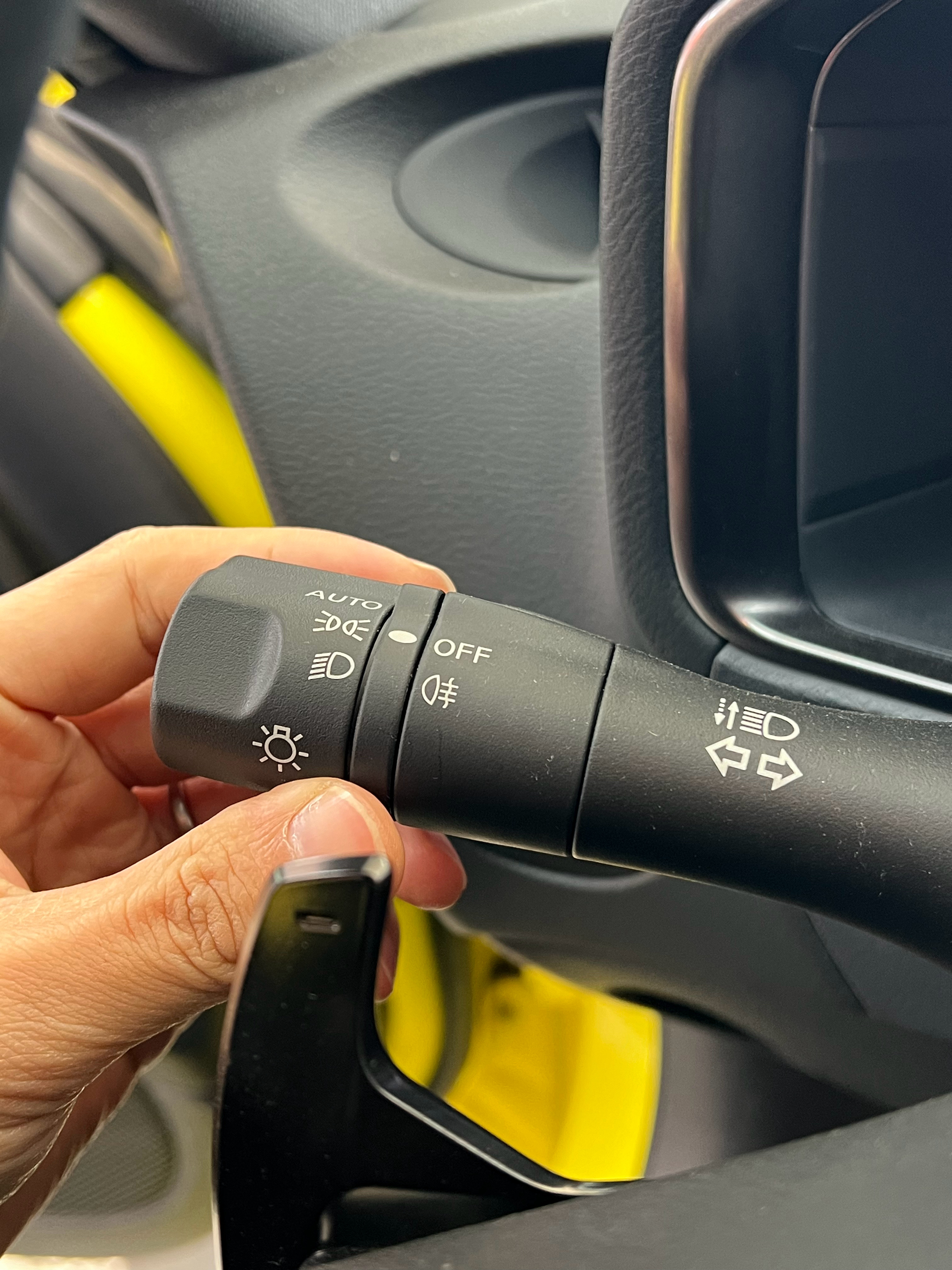 自带雾灯的北美车，可不常见挺好的看看这个车能不能成交 天津·中国天津自由贸易试验