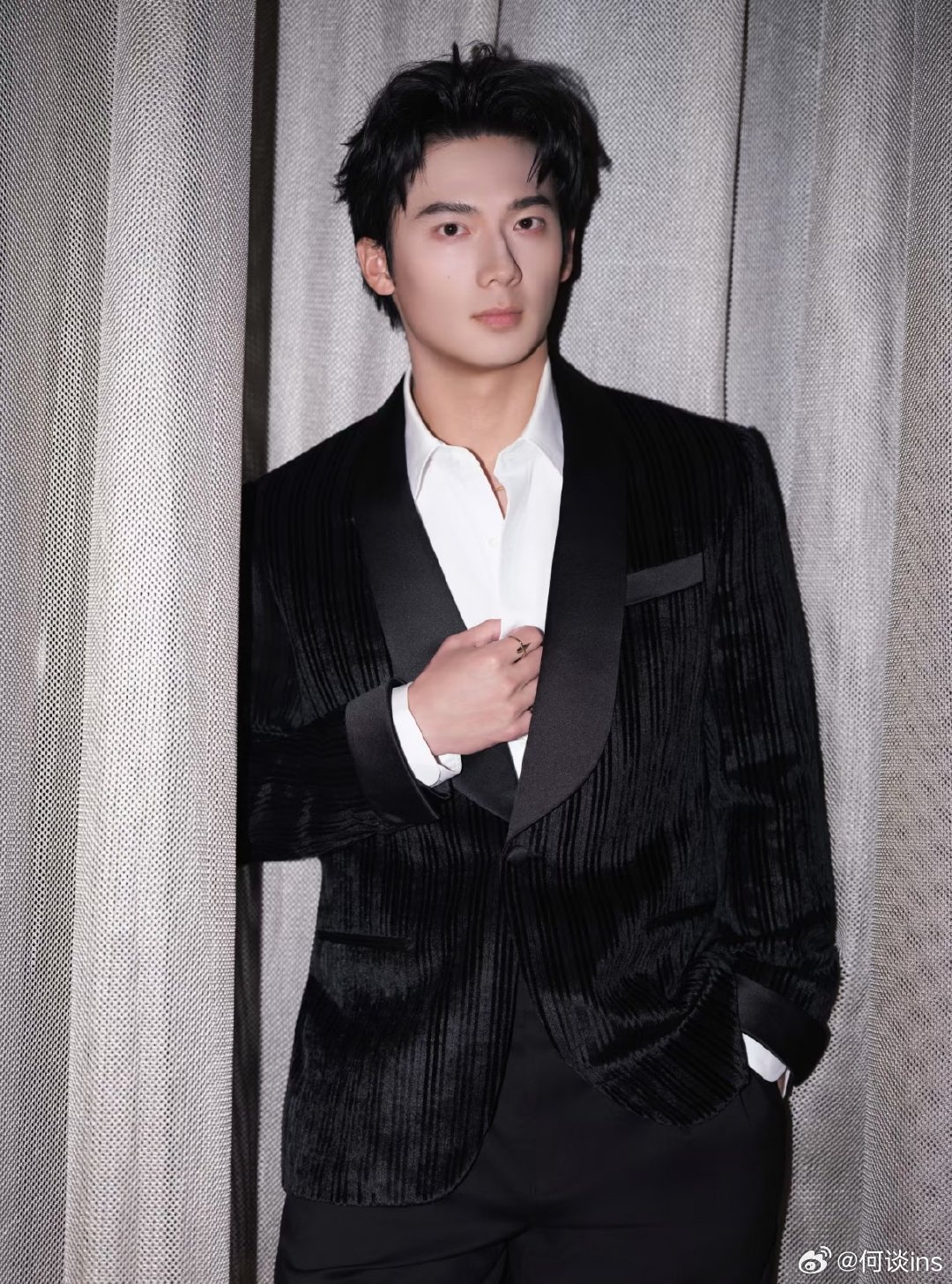 吴汉坤出演电影《魔方小姐》 