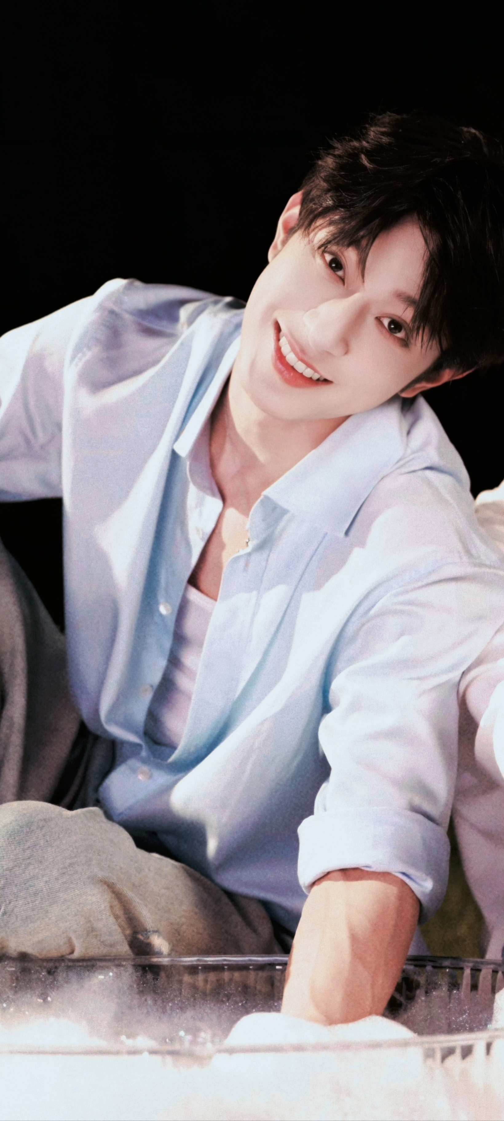 是柿子总会发光的🪄✨🩵/ 李沛恩。（给孩子洗了个衣服😌） ​​​