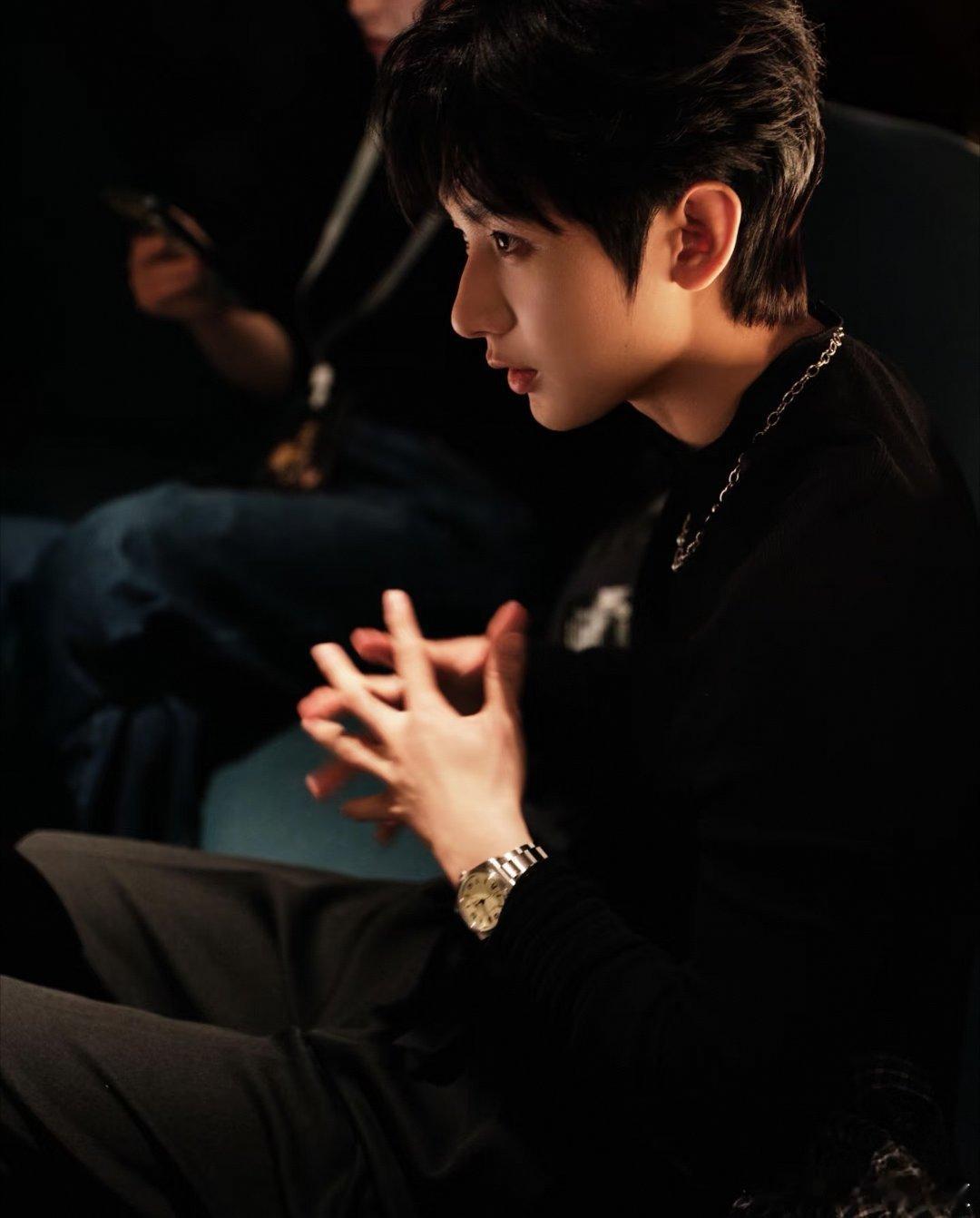 成毅两京十五日cy成毅朱瞻基虽未成相见，你也不识我，但你仍是我平淡人生中的一圈涟