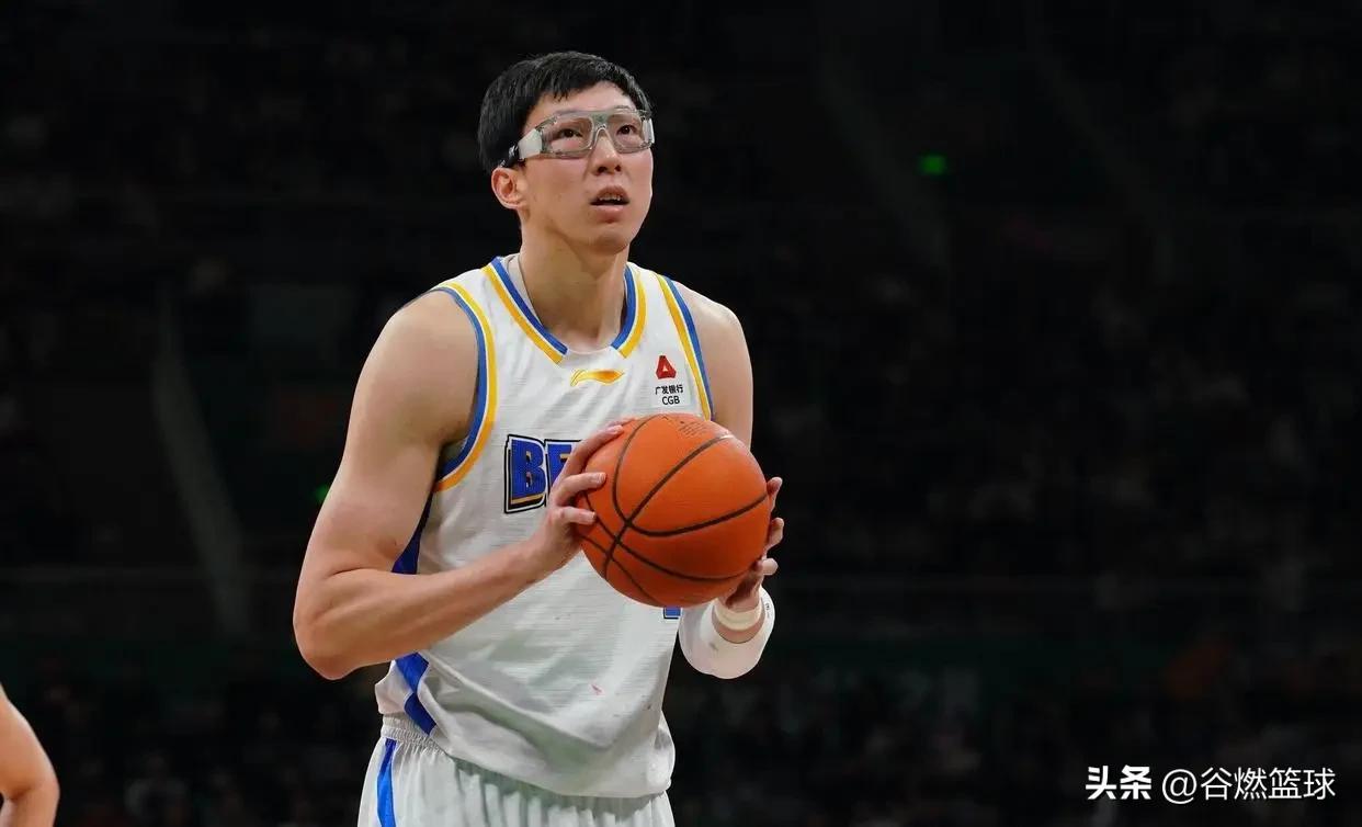 吸取教训！北京时间今晚，北京男篮客场90-88险胜同曦男篮。终场前21秒，同曦外