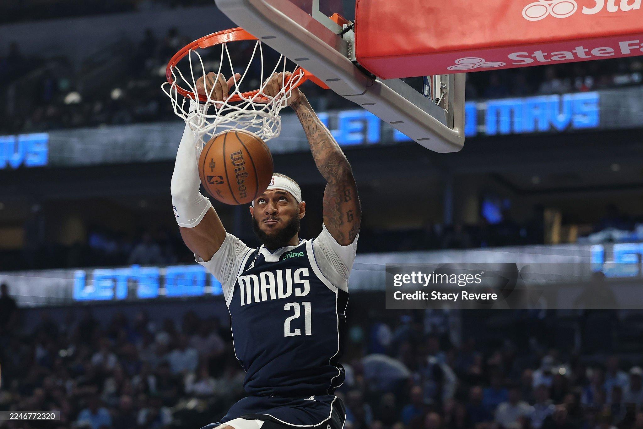 伤病报告：常规赛第16场vs 尼克斯。弗拉格（右手拇指扭伤）出战。加福德（右脚踝