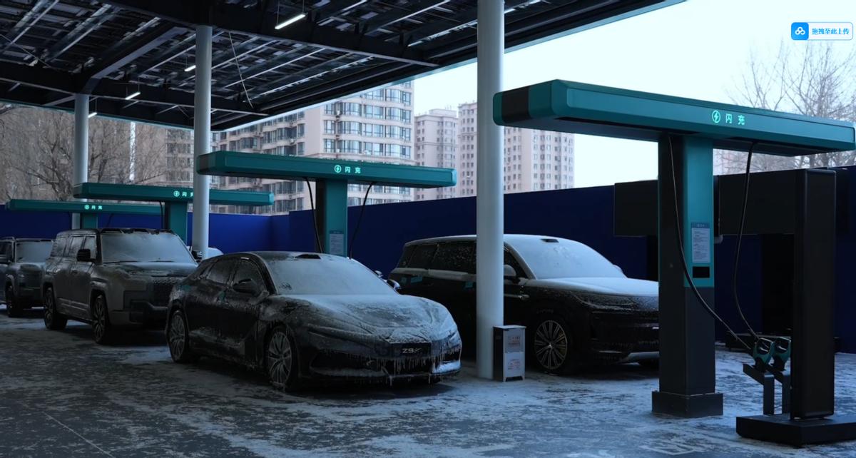 充电贼猛的比亚迪二代刀片，闪充时对电池寿命和电网伤害有多大？

要说今年哪家的新