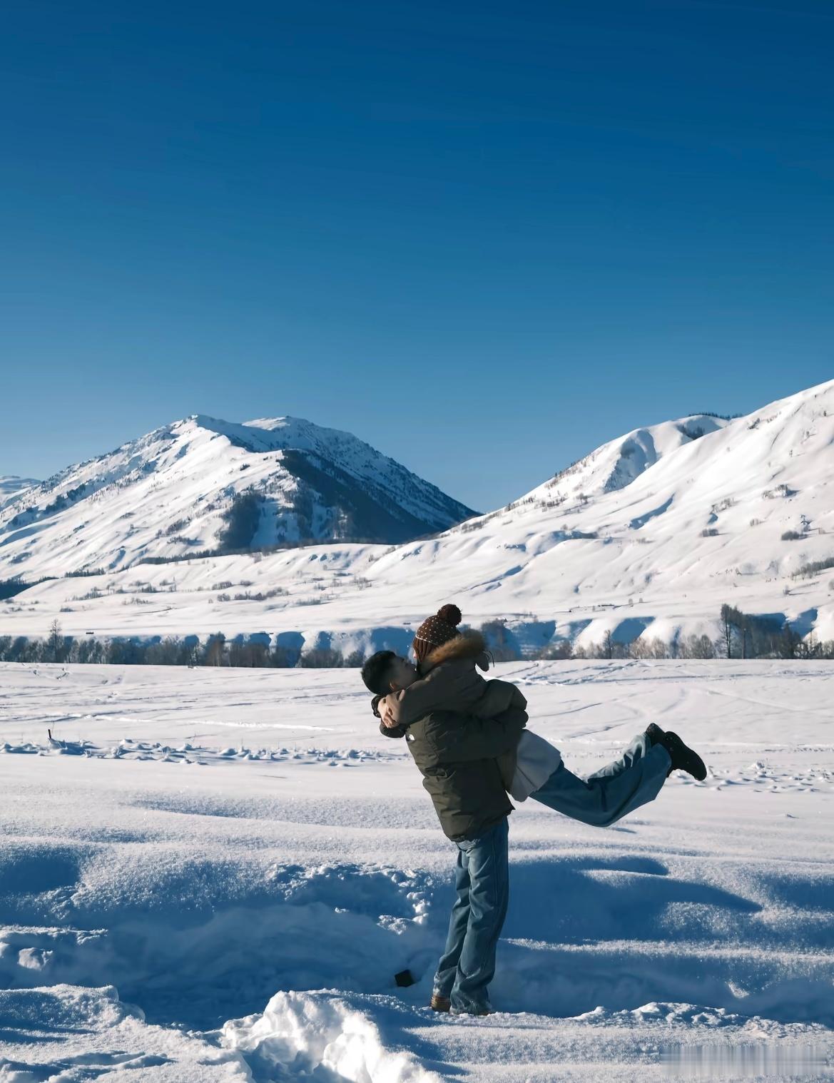 是的 在阿勒泰被男朋友求婚啦 