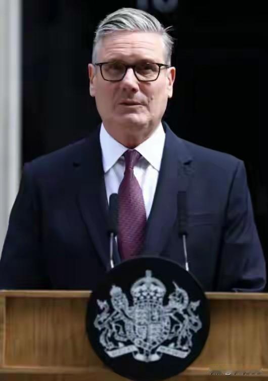 有点怪异，据说特朗普提前一天"预言"了英首相辞职？
·
6月21日，特朗普在Tr