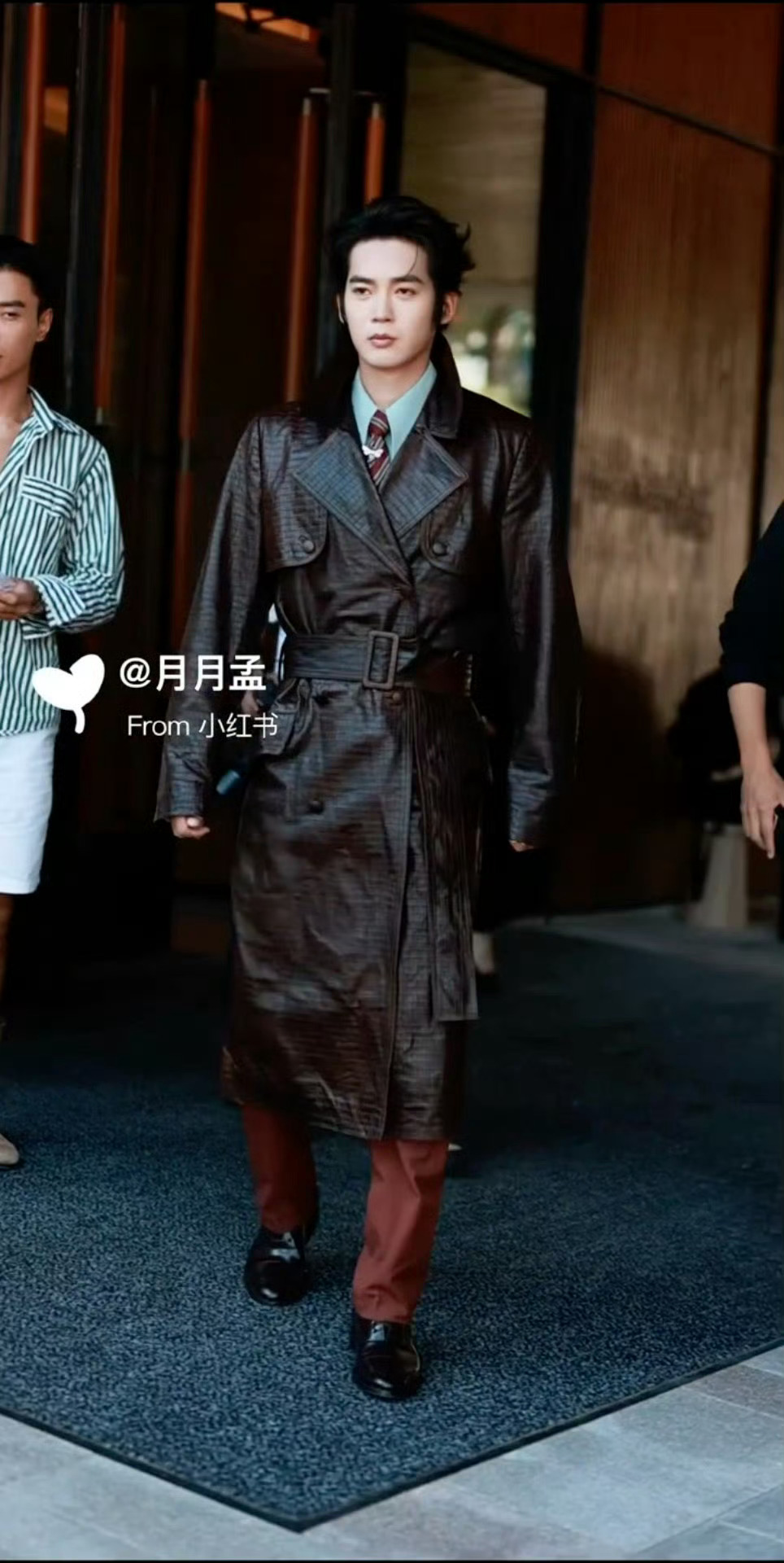 栩栩华生上班图：于适 马柏全 周翊然 ​​​