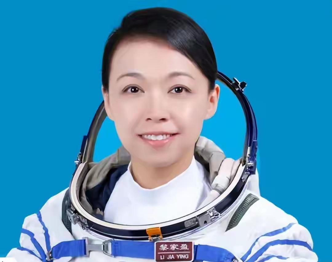 刚上太空仅一夜，炸出一堆牛鬼蛇神，香港航天员黎家盈刺痛了谁？

神舟二十三号发射