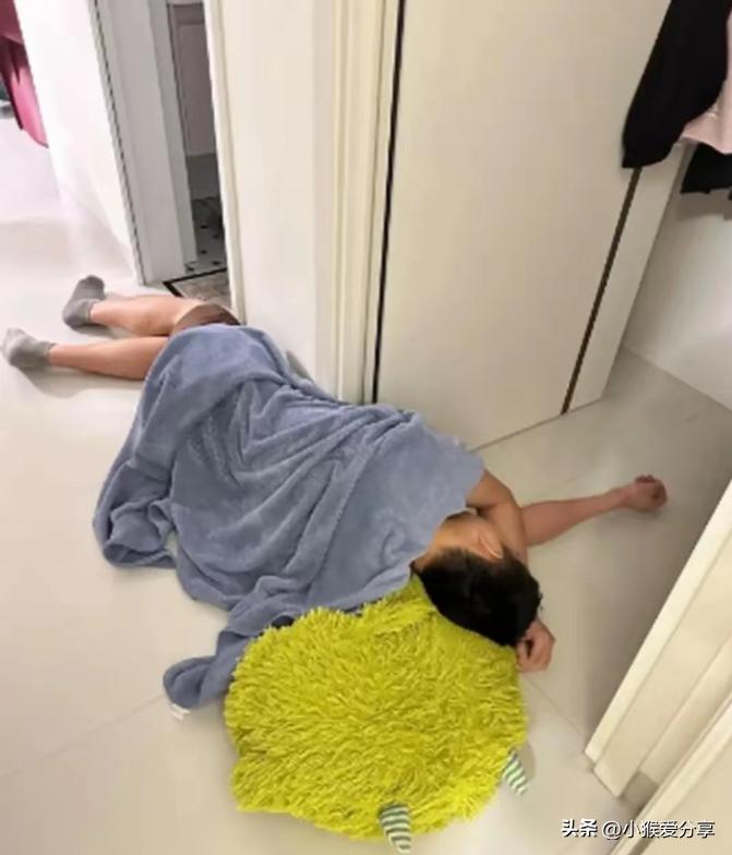 我娘家那边一个表姐，结婚快十年了，两个孩子都在念书。她老公平日看着挺踏实的，在工