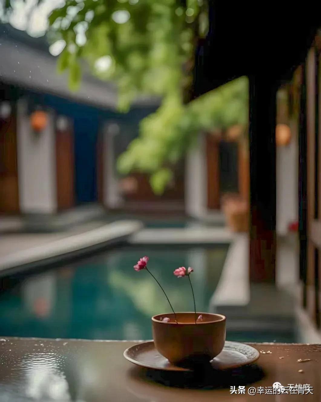 告诉孩子什么样的家庭不要接触。

犯错成本太高，摔碎一个碗，都要吵半天。很小的事