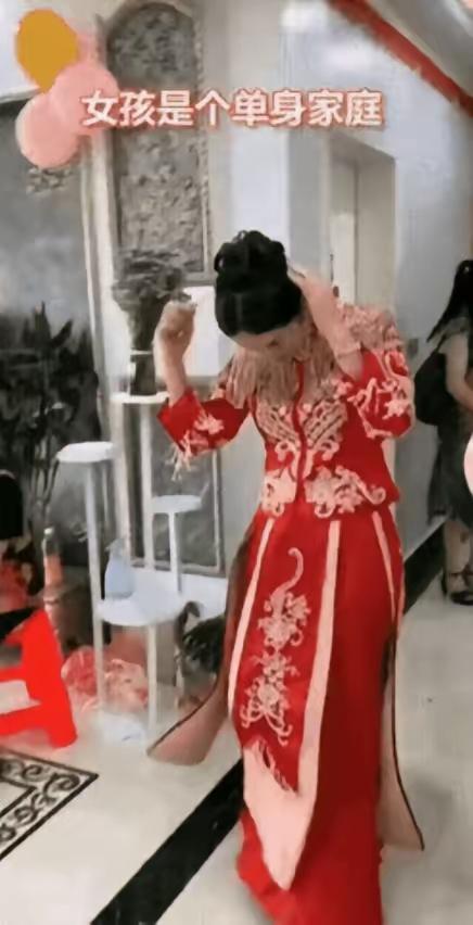 "亲情可贵，尊严不能被侵犯！"2022年在广州的一场婚礼上，新娘的父亲因为残疾，