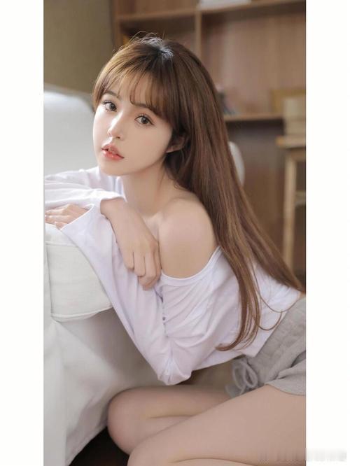 属龙人75年属兔人在51岁的桃花劫还有属龙人。在十二生肖当中，龙与兔之间存在有相