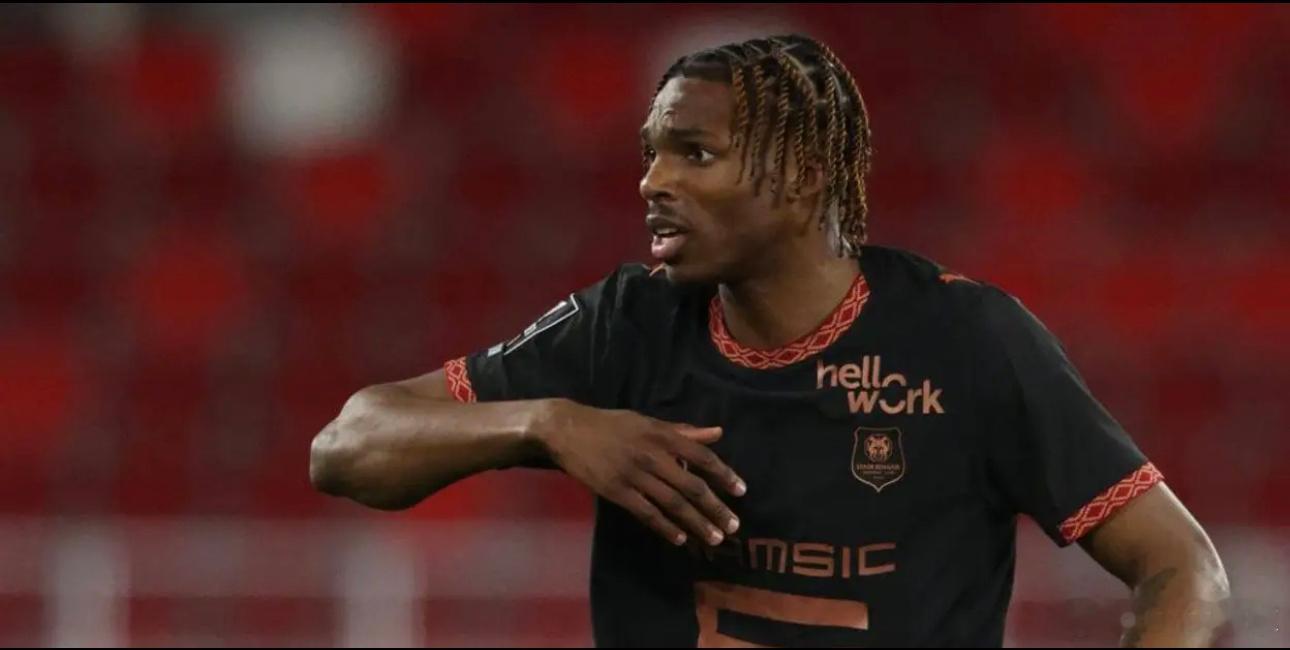 2月3日讯 在雅凯正式加盟利物浦后，TA发文介绍了利物浦俱乐部决定进行这笔交易的