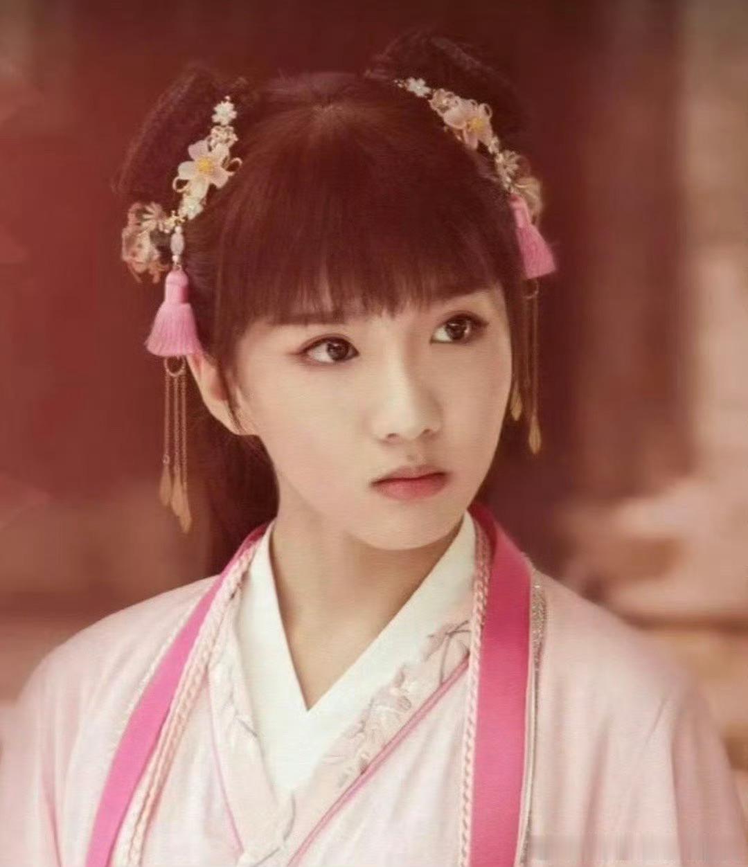 【新剧定角】尹涛执导古装剧《暗河传》领衔主演：何与  苏晓彤  黄俊捷 主演：贾