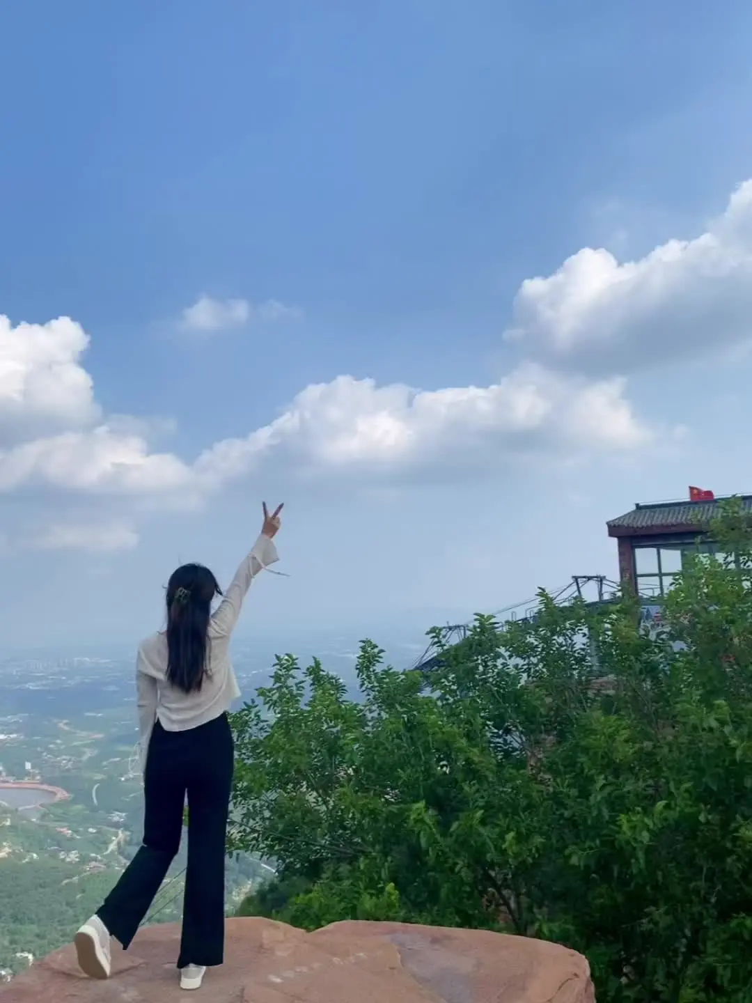 不过尔尔，无心自困。