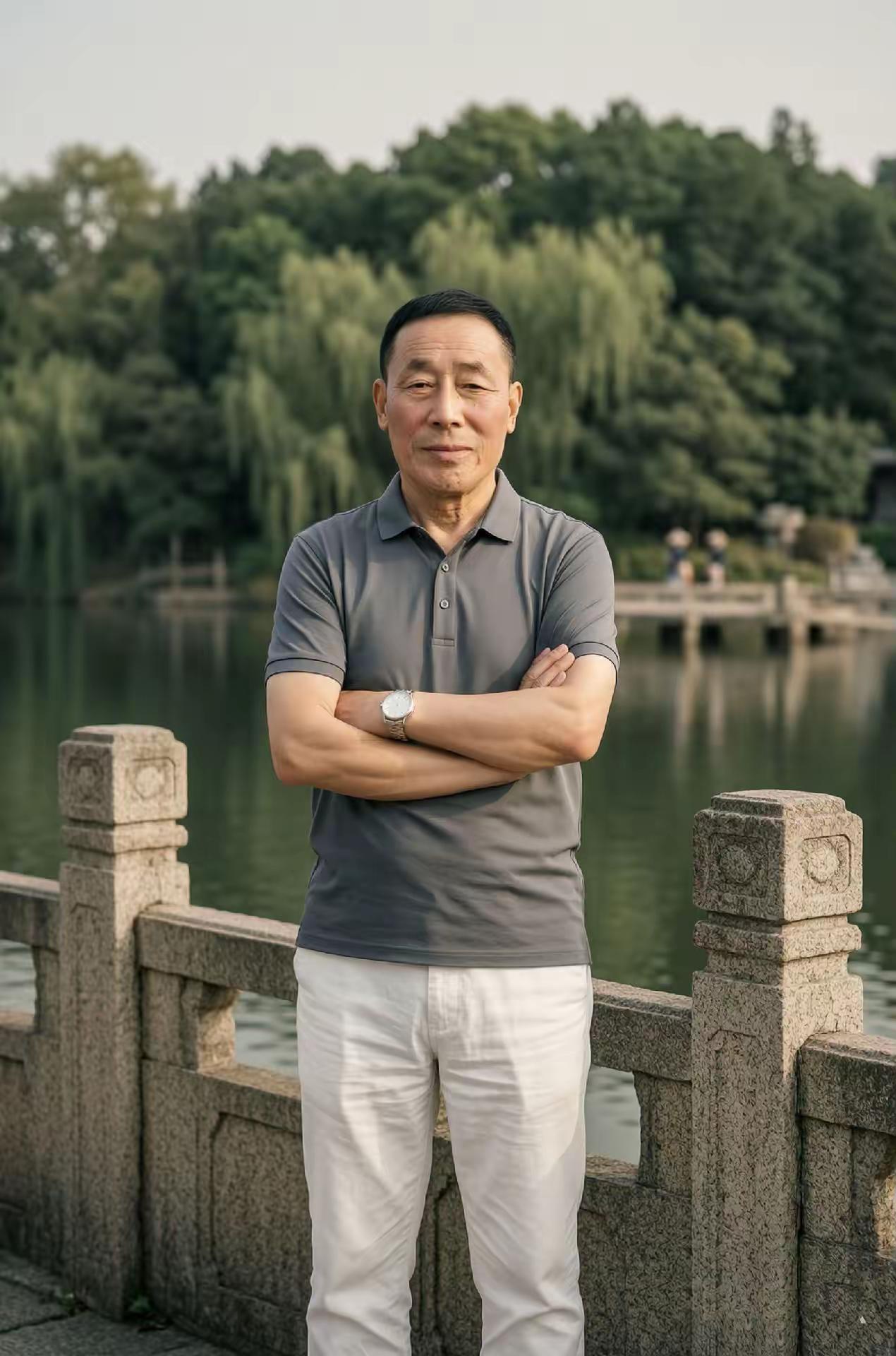 风吹散郁结，云淡化优愁，一切糟糕终会渐行渐远。