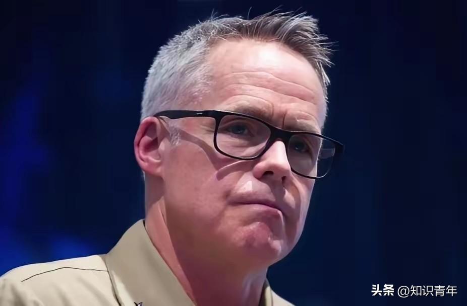 美伊战争第四天，没想到美国海军情报局局长却对中国说了这样一番话！美媒彭博社3月3