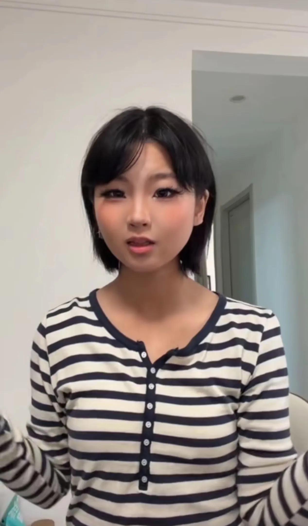 老郭起名太随意，记得还给哪个徒弟的闺女起名，叫个碗儿！[捂脸]
按说老郭稍微扒一