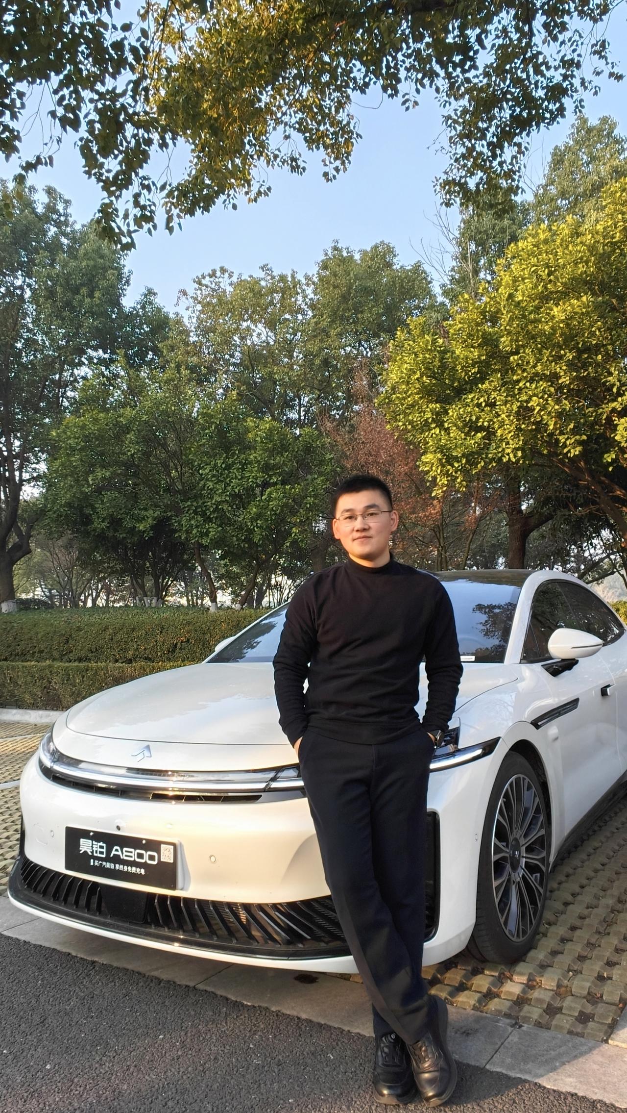 深度试驾A800一周，今天和大家一起来聊聊这款车的外观。
刚拿到车时，它的外观颜