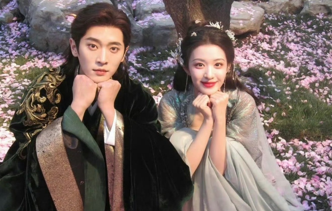 丞磊王楚然 京洛再无佳人 没官宣 大家一起来看这个超级好看的成何体统！！ 