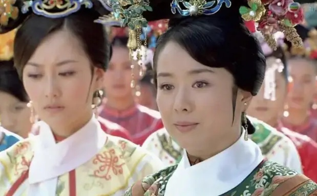 清代敬事房有一项制度，嫔妃年满五十，名字便从侍寝绿头名册中除去，这并非皇帝个人薄