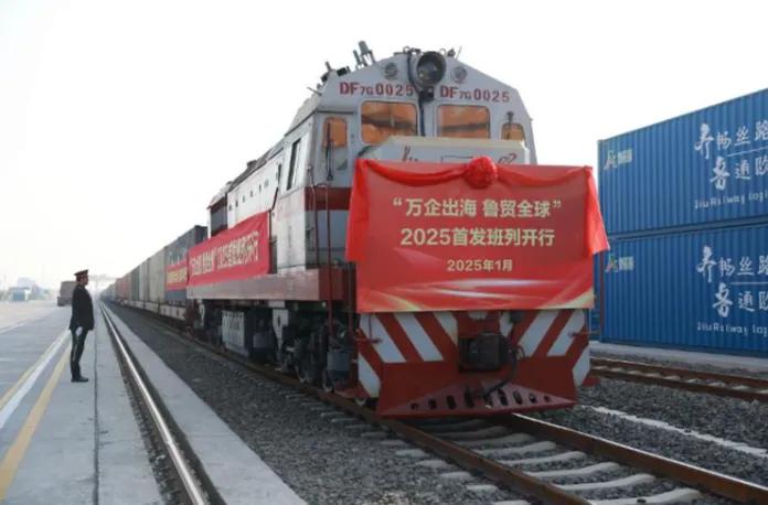 终结美霸权，中国担当显力量

在当今风云变幻的国际舞台上，美国霸权如阴霾般笼罩，