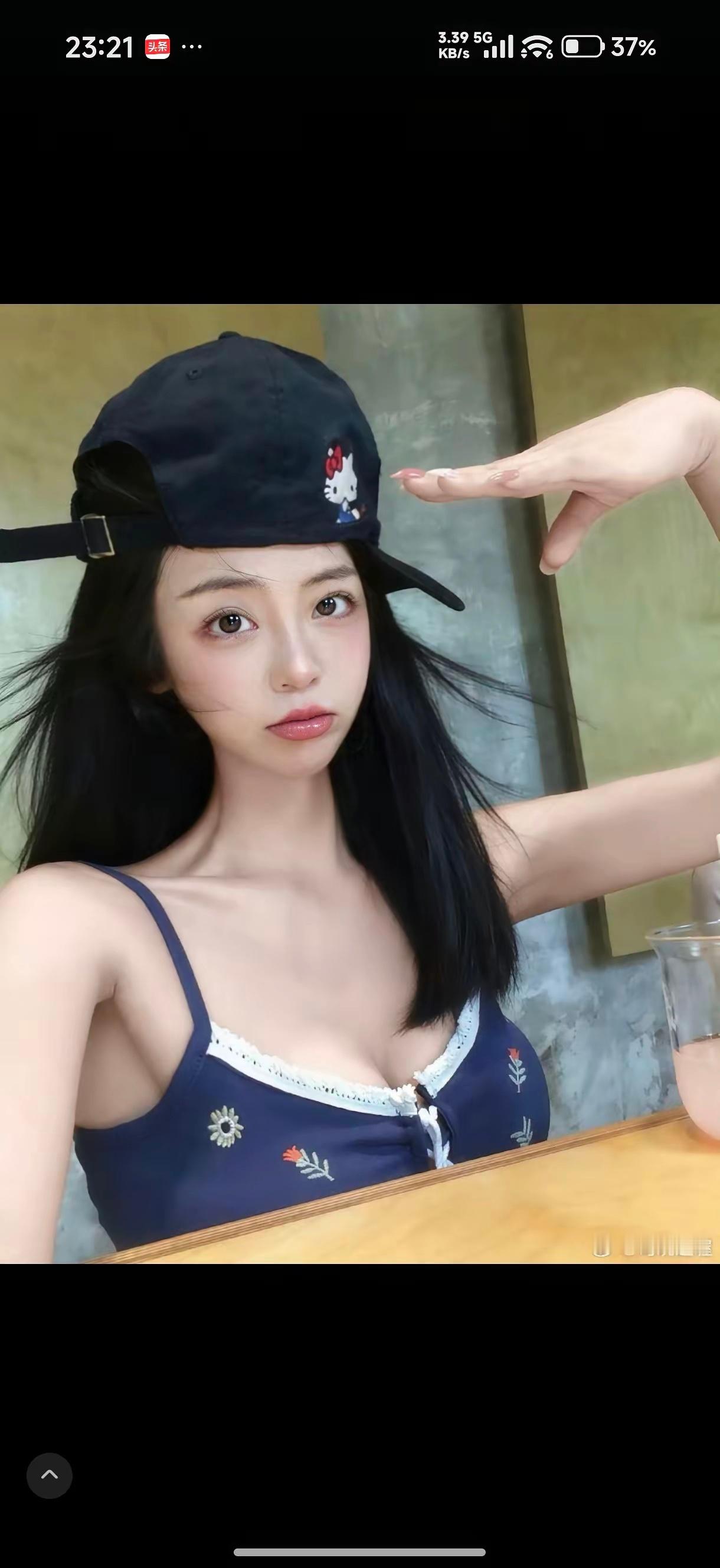 真的，关晓彤大概率是鹿晗这辈子遇上的最善良的女人。当年才19岁官宣恋情，平白扛了