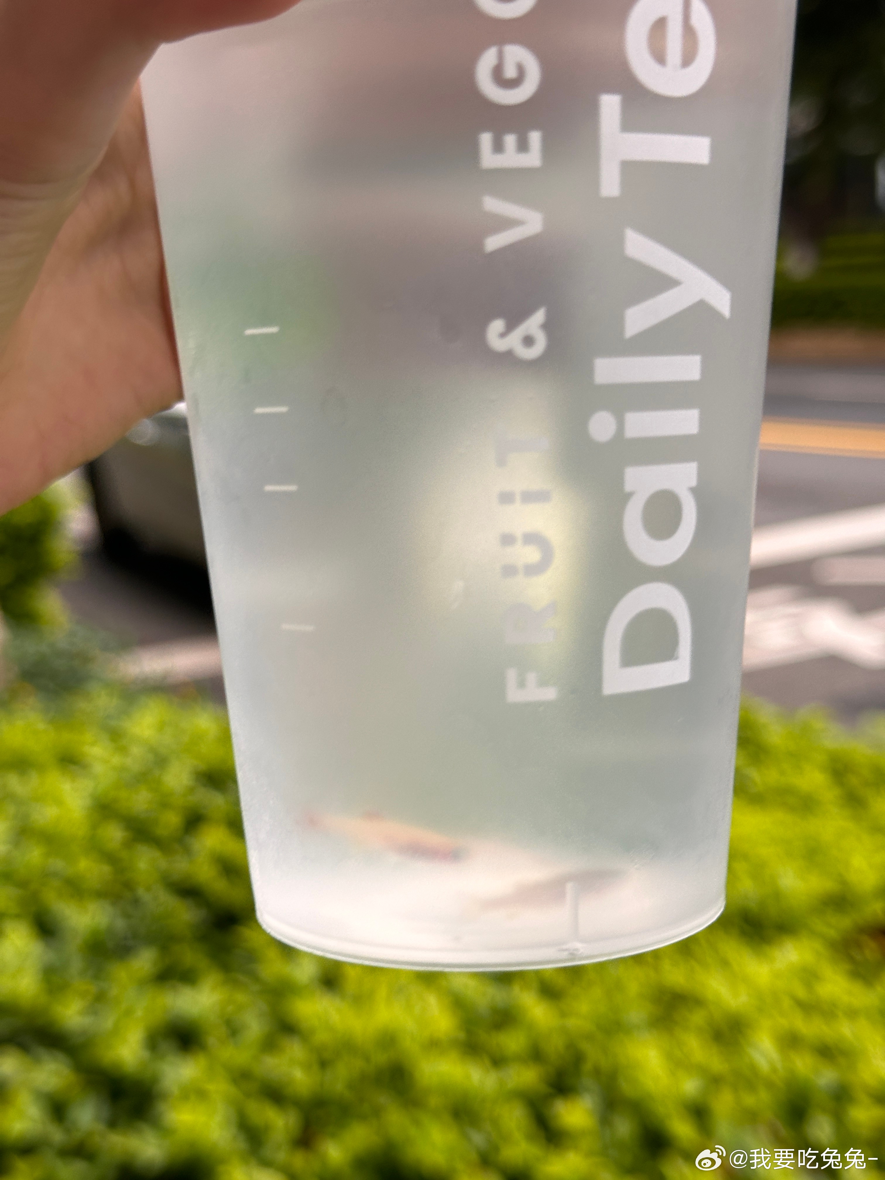 我给我的小鱼起名叫劲仔有问题吗黄色的是烧烤红色的叫麻辣 另一个红色is香辣
