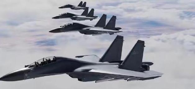 敢把刀尖顶到京畿门户？美军摊牌了！美军10架F-16逼近京津冀外海，中方大批战机