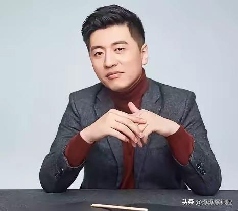 总觉得，现在的热搜挺没意思的。

天天不是网红作秀就是明星互撕。

可苏州街头那