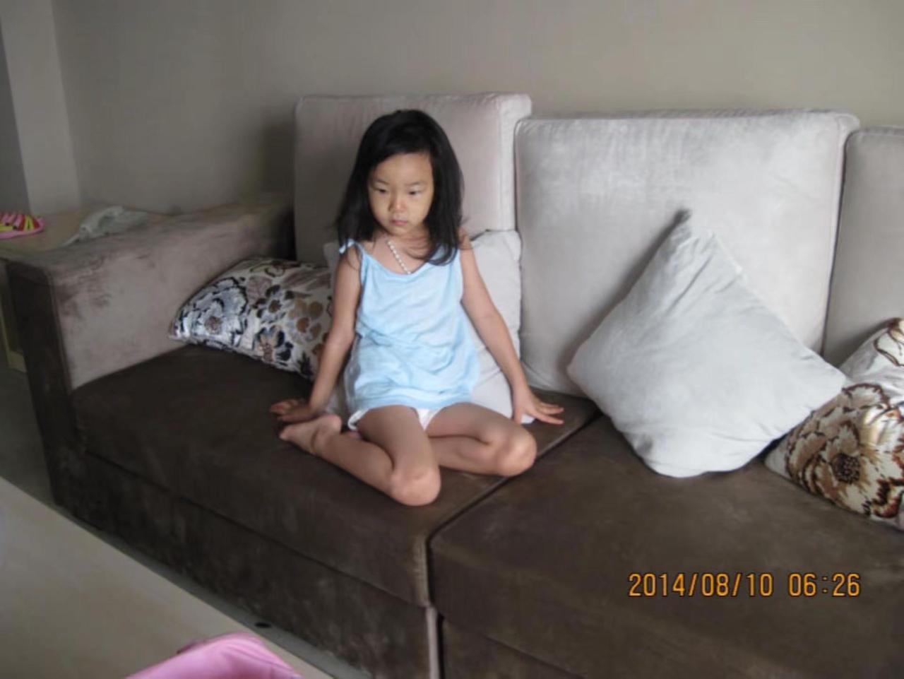 你根本就是在骗我！长大一点也不好玩