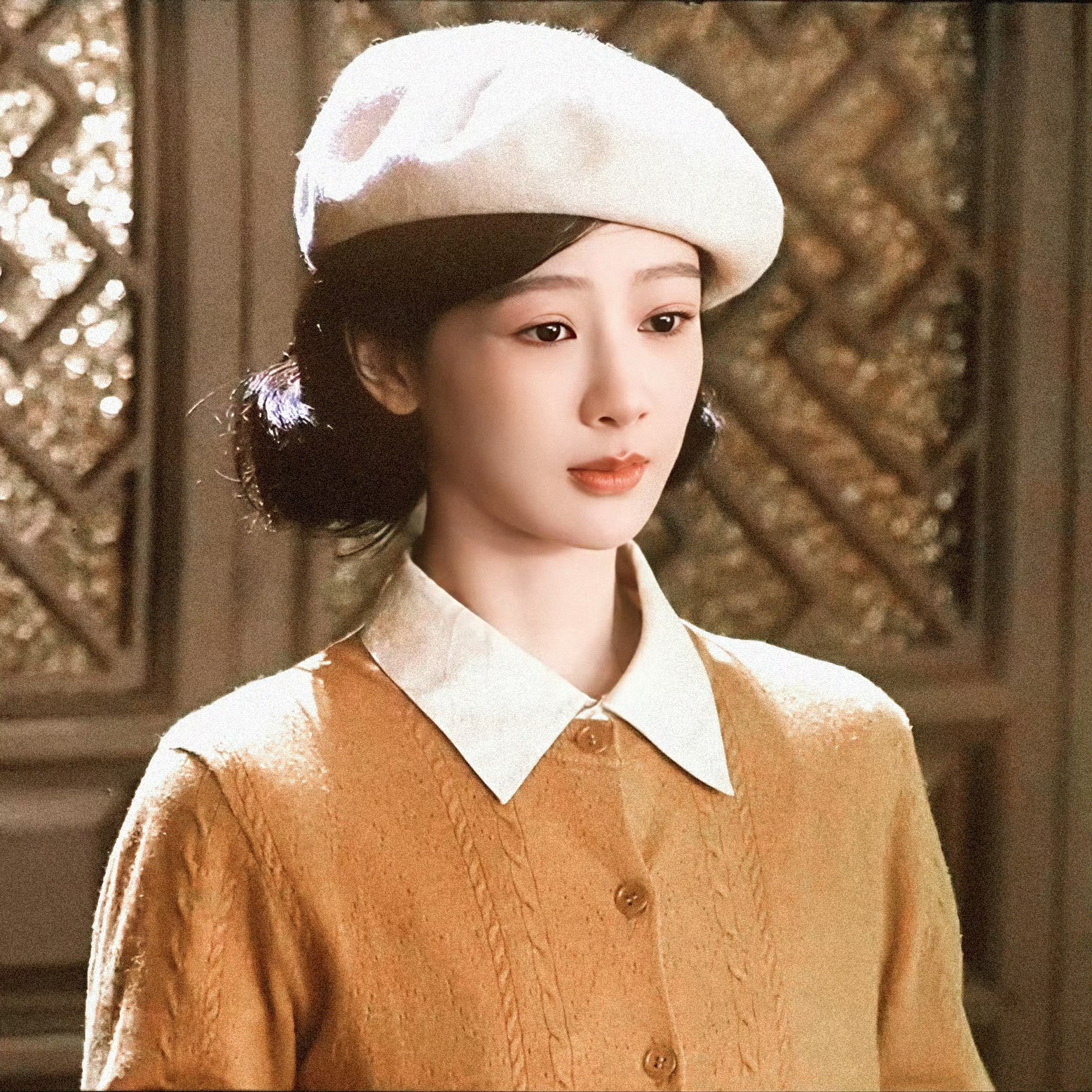 杨紫杨紫董竹君杨紫玉兰花开君再来 近代中国的黑暗里，她不是炬火却胜似炬火：救被捕